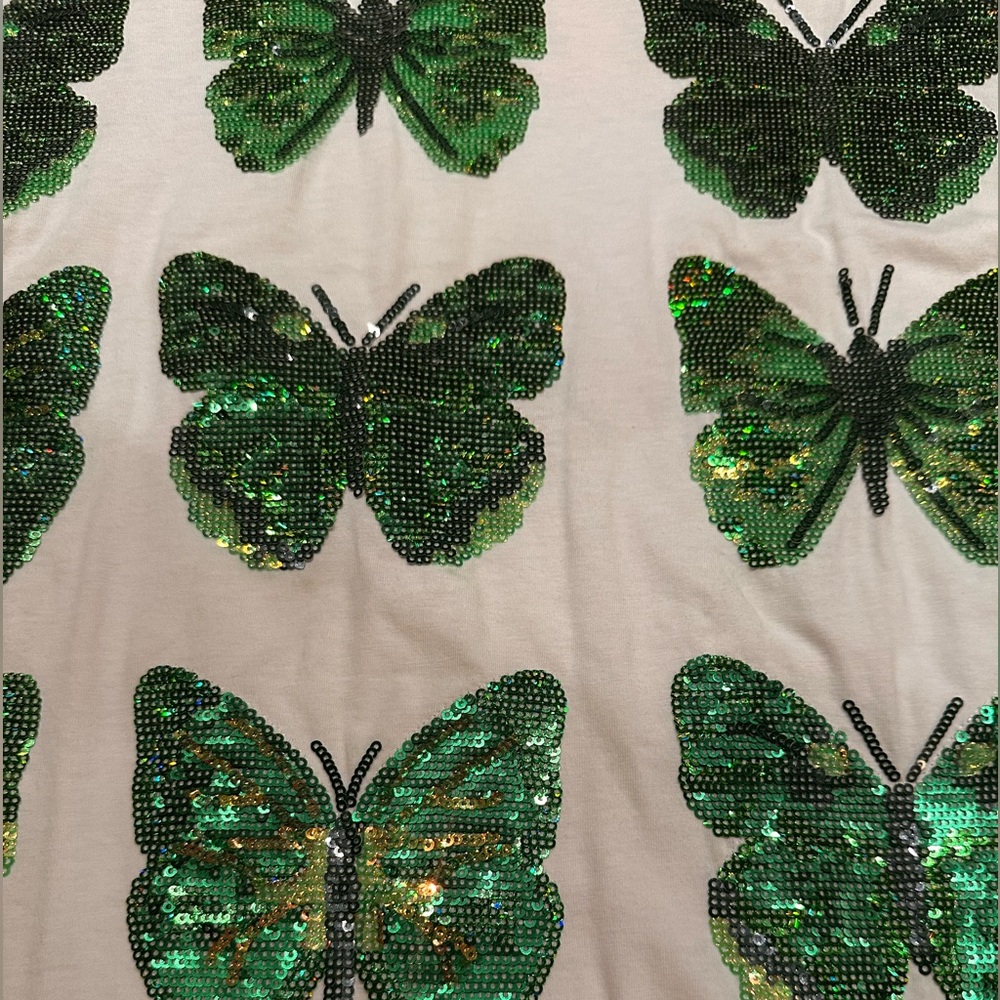 Queen of Sparkles White with Green Butterfly Sequin T-Shirt - Size XS - Picture 4 of 4